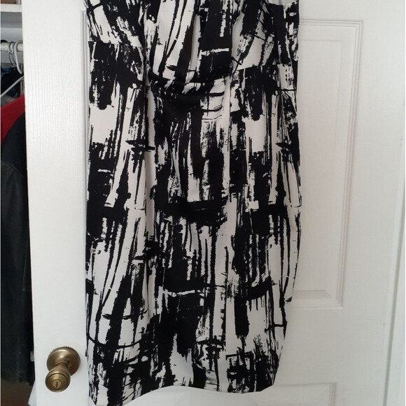 Ronnie Nicole plus sized shift cocktail Dress - Picture 2 of 13